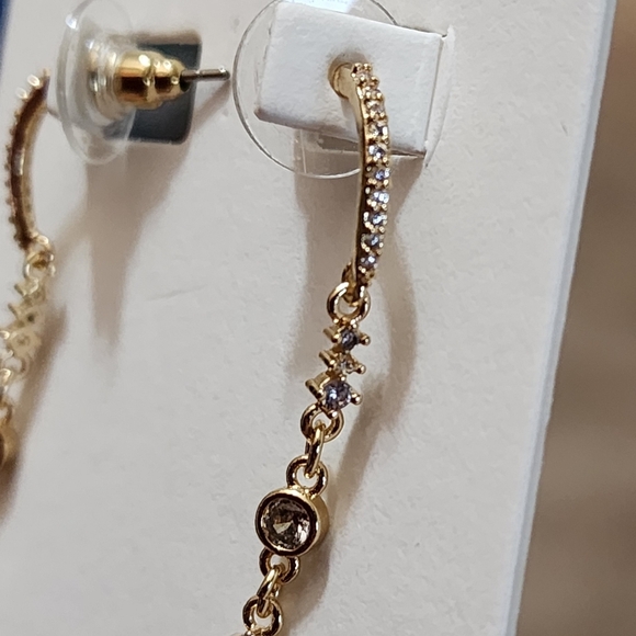 Express Gold Rhinestone dangle earrings NWT - Picture 4 of 14